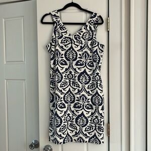 J.MCLAUGLIN Navy and white dress size large